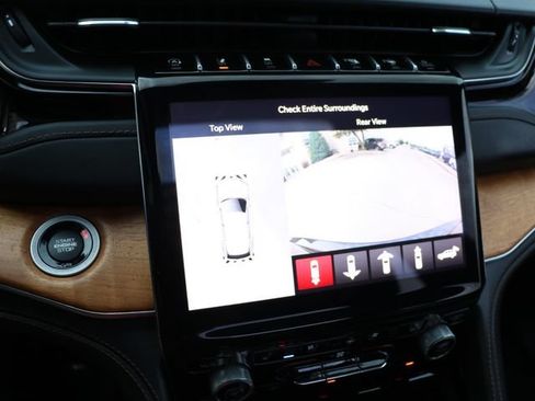 Used 2022 Jeep Grand Cherokee Summit AWD/4WD image 26