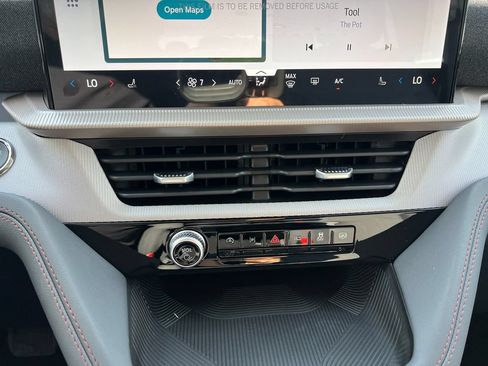 New 2026 Ford Explorer Active RWD image 27