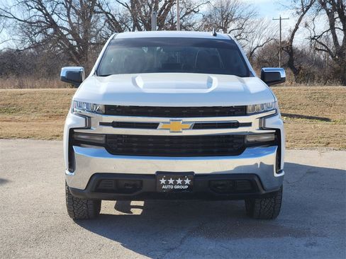 Used 2020 Chevrolet Silverado 1500 LT w/ Texas Edition image 2