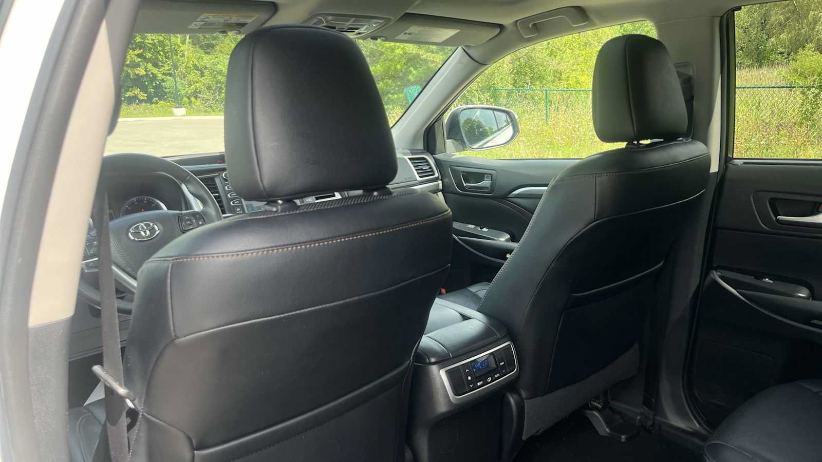 Used 2019 Toyota Highlander Limited AWD/4WD image 31