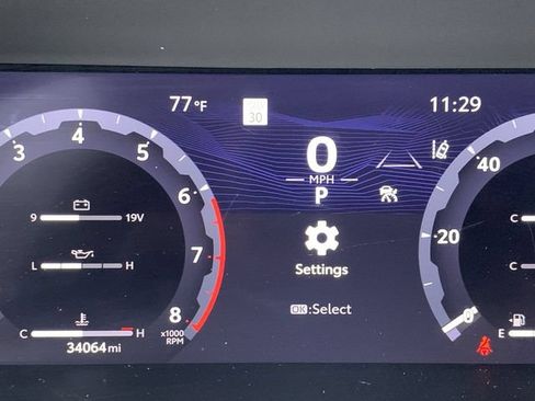 Certified 2024 Toyota Tacoma TRD Off-Road AWD/4WD image 20
