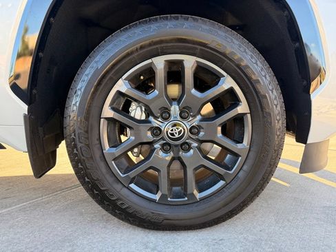 Used 2026 Toyota Sequoia Platinum w/ Tow Technology Package AWD/4WD image 32