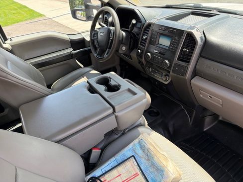 Used 2019 Ford F550 4x4 SuperCab Super Duty image 11