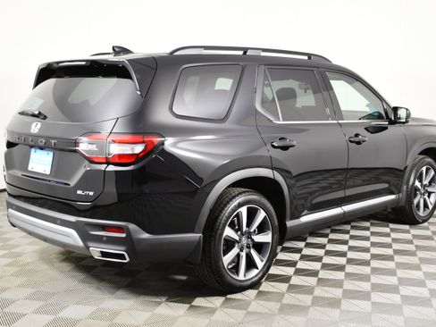 Certified 2025 Honda Pilot Elite image 6
