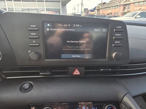 Used 2025 Hyundai Elantra Sport image 29