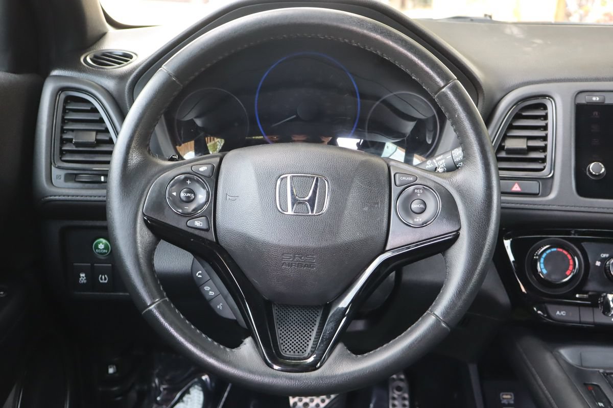 Used 2019 Honda HR-V Sport image 18