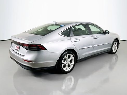 Certified 2025 Honda Accord LX image 17