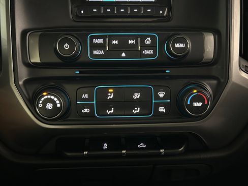 Used 2015 Chevrolet Silverado 1500 LT AWD/4WD image 7