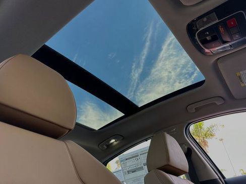 New 2025 Hyundai Sonata Limited image 19