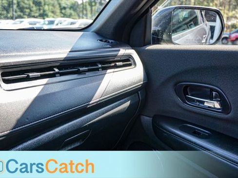 Used 2019 Honda HR-V Sport image 30