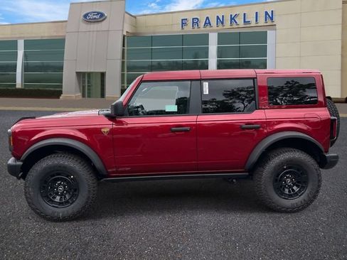 New 2026 Ford Bronco Badlands AWD/4WD image 4