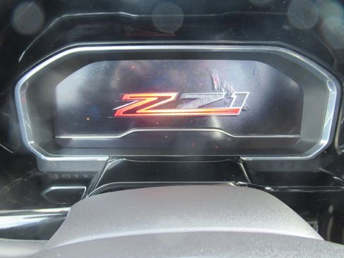 Certified 2025 Chevrolet Silverado 1500 RST AWD/4WD image 13