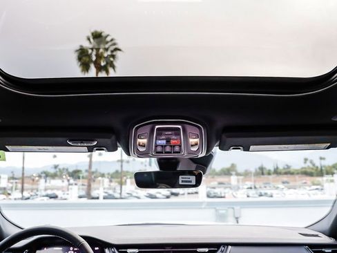 New 2026 Jeep Grand Cherokee Limited image 19