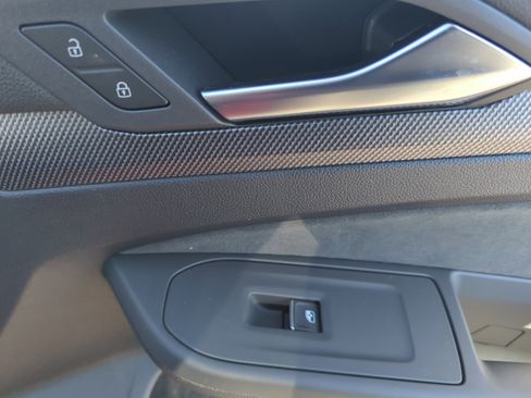 New 2026 Volkswagen GTI SE image 16