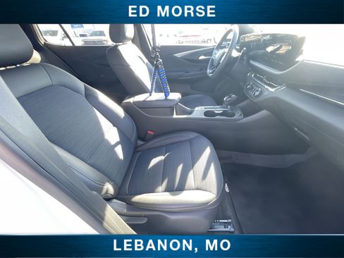 Used 2025 Buick Envista Preferred FWD image 26