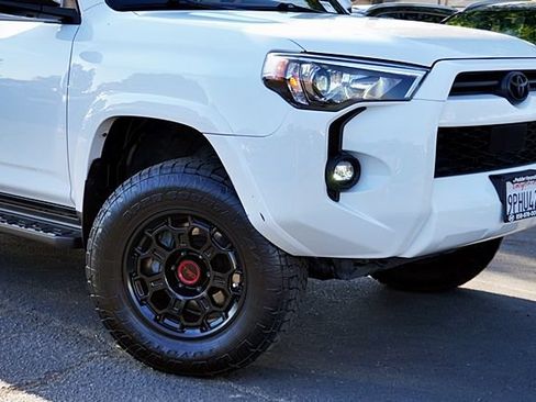 Used 2023 Toyota 4Runner SR5 Premium AWD/4WD image 4