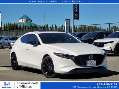 Used 2025 MAZDA MAZDA3 Hatchback w/Premium Plus Pkg