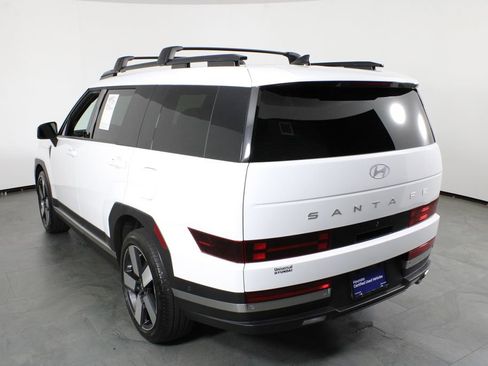 Used 2025 Hyundai Santa Fe Limited FWD image 4