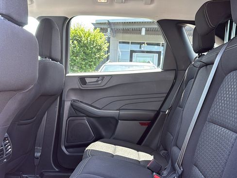Used 2025 Ford Escape Active AWD/4WD image 21