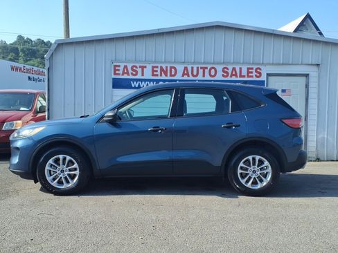 Used 2020 Ford Escape S AWD/4WD image 2
