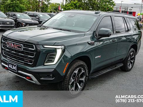 Used 2025 GMC Yukon AT4 AWD/4WD image 16