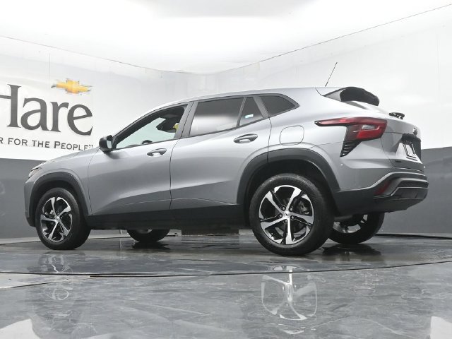 Used 2024 Chevrolet Trax RS w/ Driver Confidence Package FWD image 59