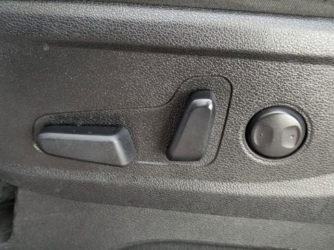 Used 2022 Kia Telluride EX w/ EX Premium Package image 23