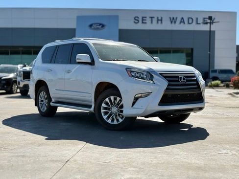 Used 2015 Lexus GX 460 w/ Premium Package image 1