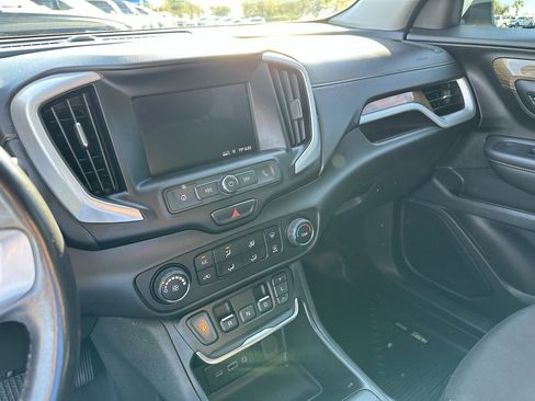 Used 2020 GMC Terrain SLE image 14