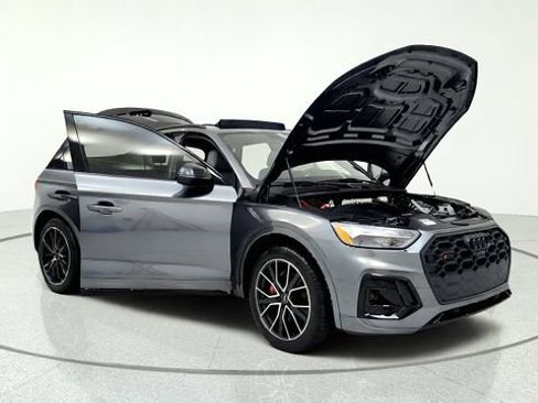 Used 2025 Audi SQ5 Premium Plus AWD/4WD image 11