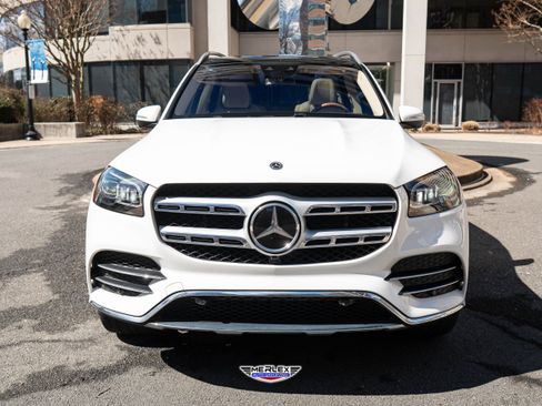 Used 2021 Mercedes-Benz GLS 580 4MATIC image 2