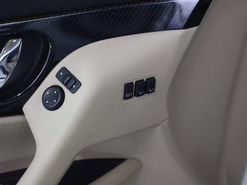 Used 2020 Nissan Rogue SL image 23