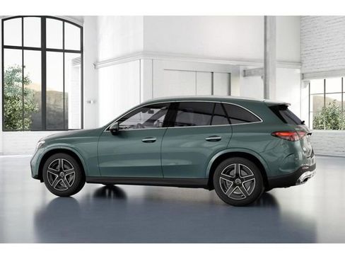 New 2025 Mercedes-Benz GLC 300 image 32
