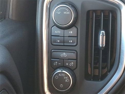 Used 2020 Chevrolet Silverado 1500 LT w/ All-Star Edition image 27