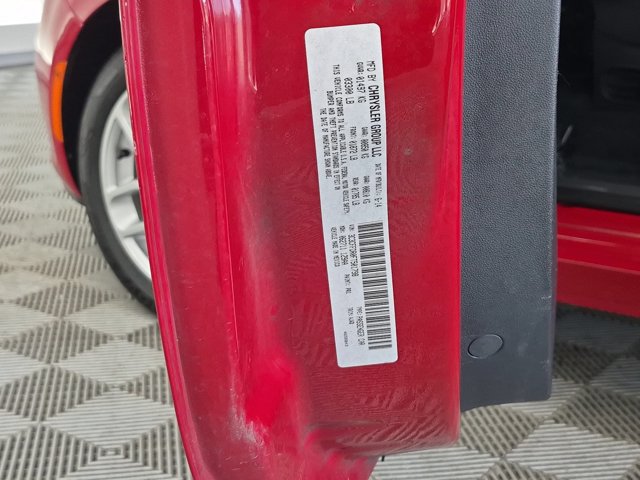 Used 2015 FIAT 500 Pop FWD image 25