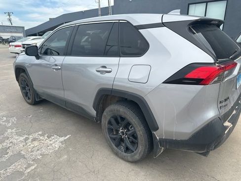 Used 2023 Toyota RAV4 LE FWD image 5