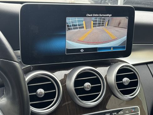 Used 2020 Mercedes-Benz C 300 4MATIC Sedan image 25