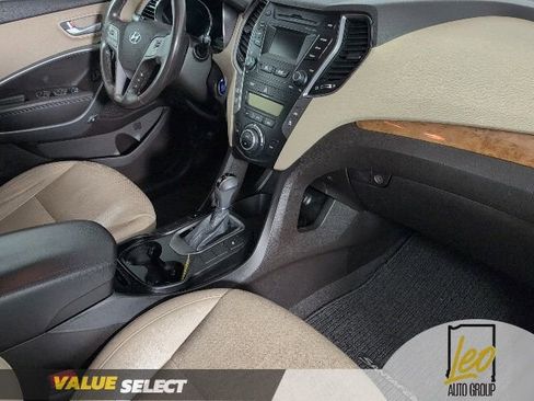 Used 2014 Hyundai Santa Fe GLS FWD image 13