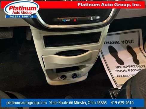 Used 2017 Dodge Grand Caravan SE FWD image 21