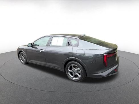 Used 2025 Kia K4 LXS FWD image 10