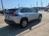 Used 2021 Toyota RAV4 LE image 5
