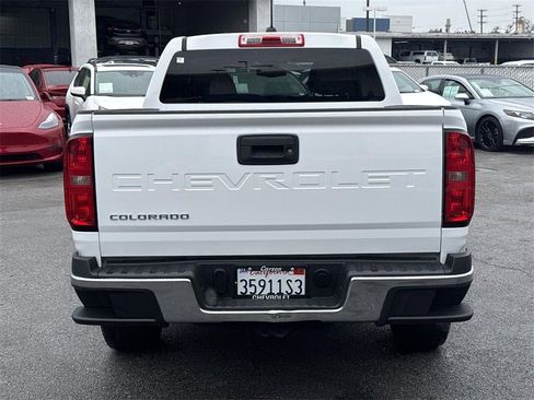 Used 2022 Chevrolet Colorado W/T w/ WT Convenience Package image 4