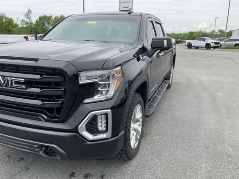 Used 2019 GMC Sierra 1500 SLT w/ SLT Convenience Package AWD/4WD image 14