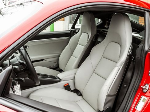 Used 2017 Porsche 718 Cayman image 6