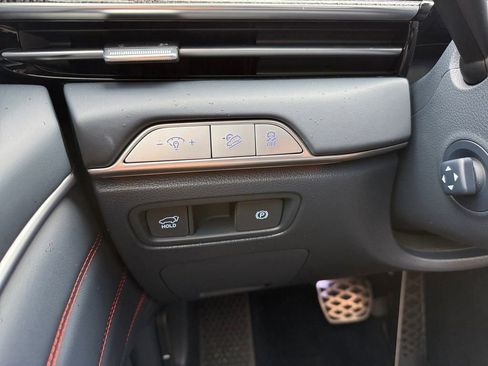 New 2026 Genesis GV80 3.5T e-SC image 18