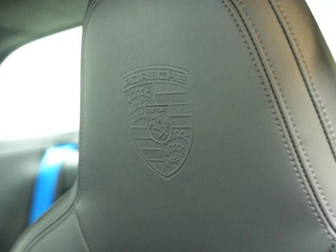 Certified 2023 Porsche 911 Targa 4 GTS AWD/4WD image 34