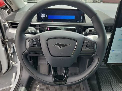 Used 2023 Ford Mustang Mach-E Select RWD image 22