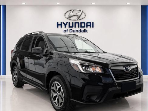 Used 2020 Subaru Forester Premium AWD/4WD image 3