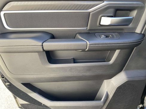 New 2026 RAM 2500 Big Horn AWD/4WD image 14