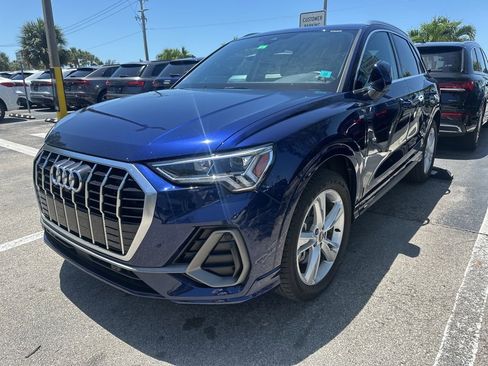Certified 2023 Audi Q3 2.0T Premium Plus AWD/4WD image 3